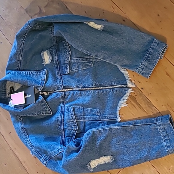 NEW! Pretty Little Thing Denim Jacket - Picture 5 of 6